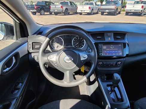 Used 2019 Nissan Sentra S FWD image 17