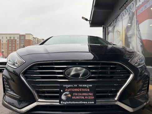 Used 2018 Hyundai Sonata Limited w/ Limited Ultimate Package 03 FWD image 8