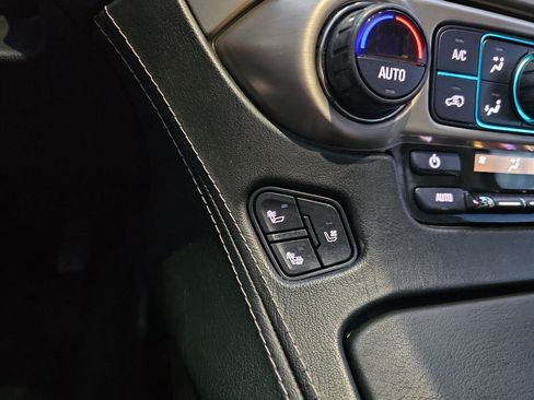 Used 2017 GMC Yukon Denali w/ Open Road Package image 28