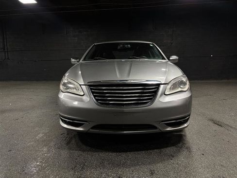 Used 2014 Chrysler 200 Limited w/ Sun/Sound Group image 8