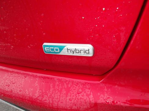 Used 2022 Kia Niro EX Premium image 9