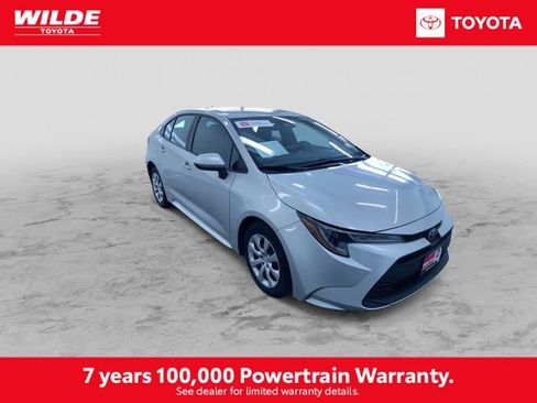 Certified 2025 Toyota Corolla LE image 3