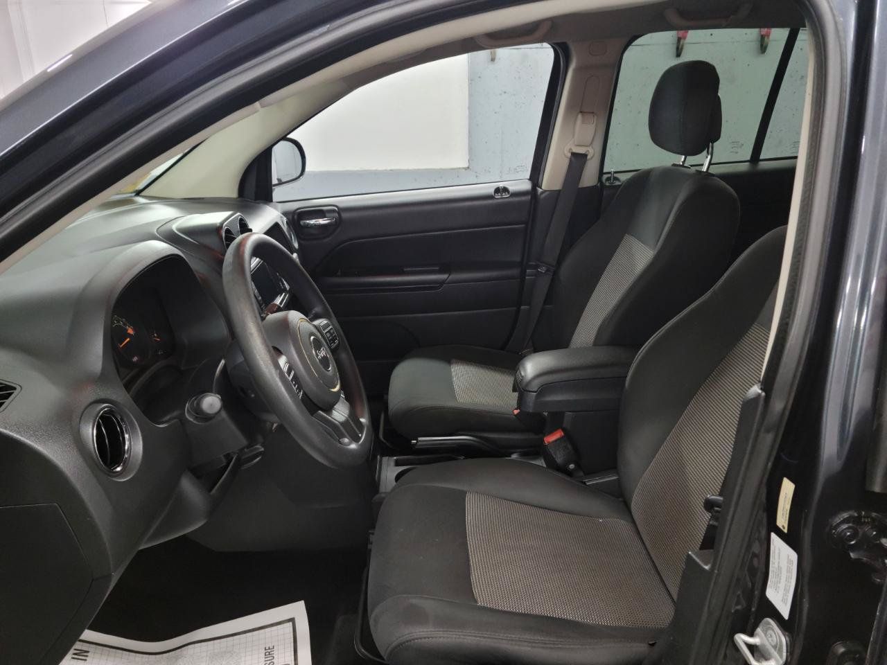 Used 2014 Jeep Compass Sport w/ Power Value Group AWD/4WD image 8