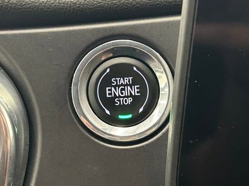 Used 2024 Chevrolet Blazer LT image 25