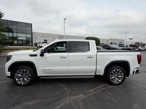 Certified 2023 GMC Sierra 1500 Denali w/ Denali Reserve Package AWD/4WD image 4