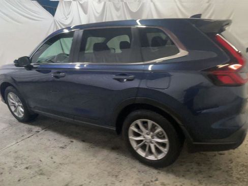 Used 2025 Honda CR-V EX image 6