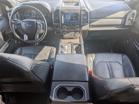 Used 2021 Ford Expedition Limited AWD/4WD image 32