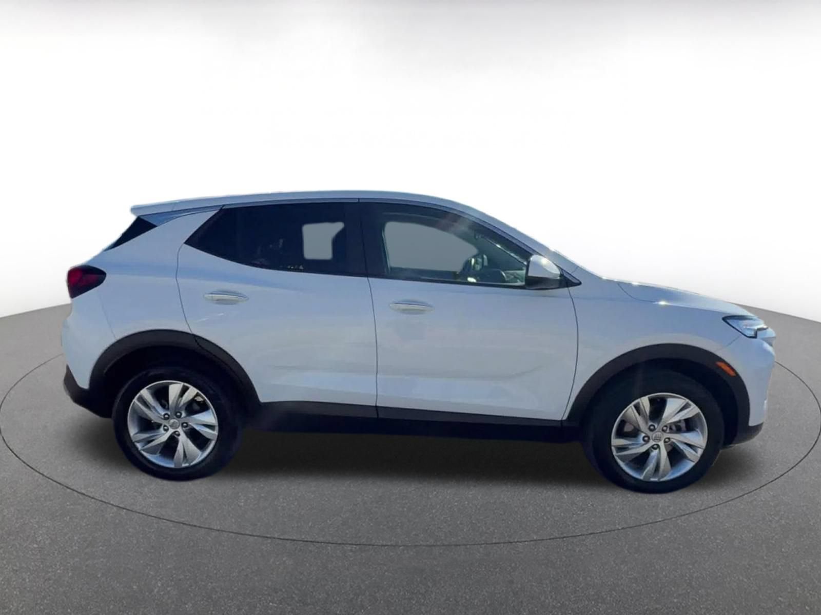 Used 2025 Buick Encore GX Preferred AWD/4WD image 15