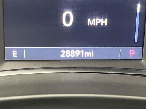 Certified 2023 GMC Terrain SLT w/ Elevation Edition AWD/4WD image 15