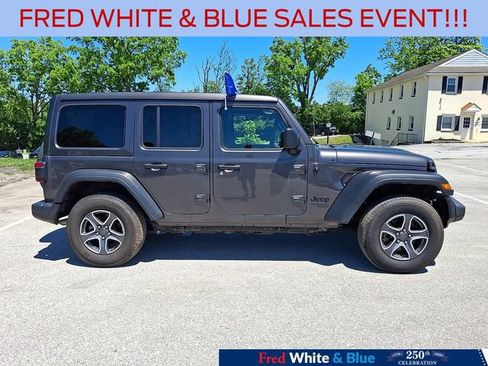 Used 2021 Jeep Wrangler Unlimited Sport w/ Sun And Sound Package AWD/4WD image 12