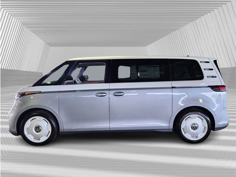 New 2025 Volkswagen ID. Buzz 1st Edition image 2