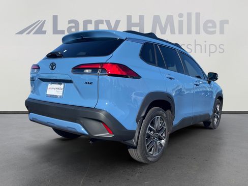 Certified 2026 Toyota Corolla Cross XLE image 5