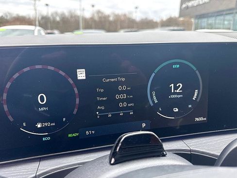 Used 2025 Hyundai Santa Fe Limited image 22