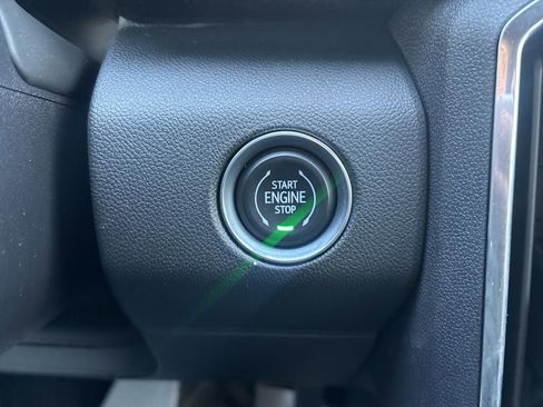 Used 2025 GMC Acadia Denali w/ Super Cruise Package image 25