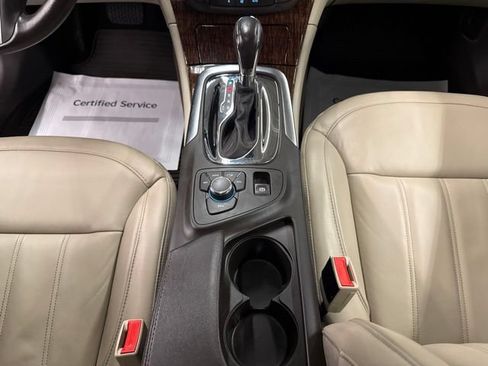 Used 2013 Buick Regal Premium FWD image 18