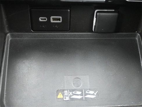 Used 2023 GMC Yukon XL SLT w/ Max Trailering Package image 33