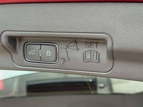 Used 2025 Ford Explorer ST AWD/4WD image 10