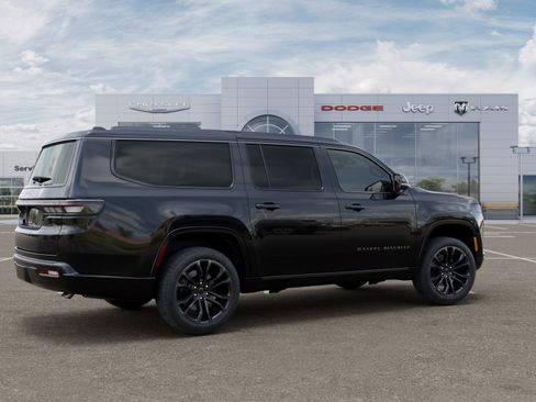 New 2026 Jeep Grand Wagoneer L Summit AWD/4WD image 33