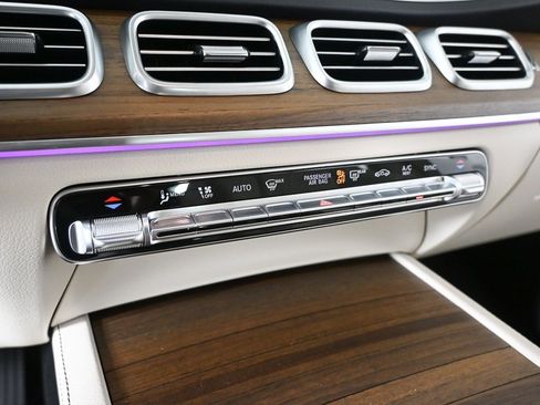 Used 2025 Mercedes-Benz GLE 350 4MATIC image 14