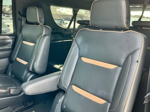 Used 2021 GMC Yukon XL AT4 w/ AT4 Premium Package image 34