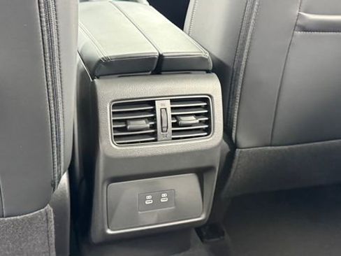 New 2026 Nissan Rogue Platinum AWD/4WD image 37