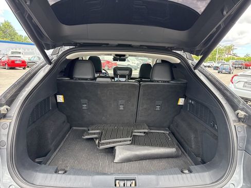 Used 2023 Ford Mustang Mach-E Premium image 17