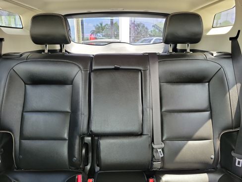 Used 2019 GMC Terrain Denali w/ Advanced Safety Package FWD image 17