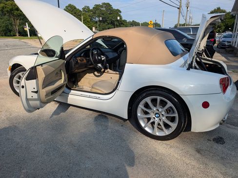 Used 2008 BMW Z4 3.0i RWD image 11