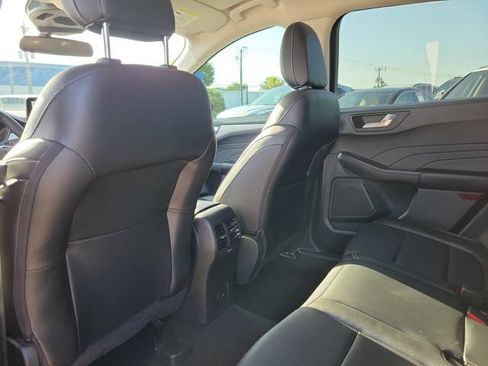 Certified 2022 Ford Escape SEL w/ Technology Package FWD image 15