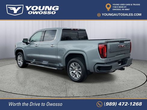 Used 2024 GMC Sierra 1500 Denali w/ Technology Package AWD/4WD image 4