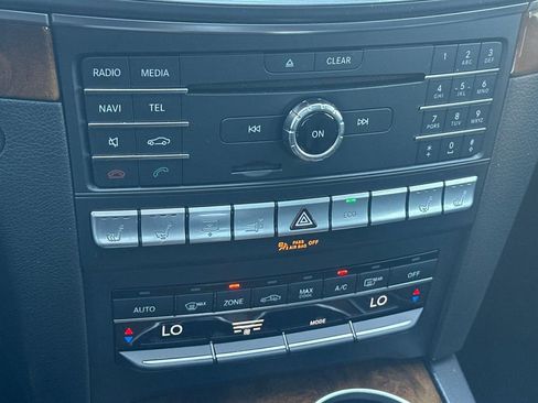 Used 2017 Mercedes-Benz E 400 Coupe image 23