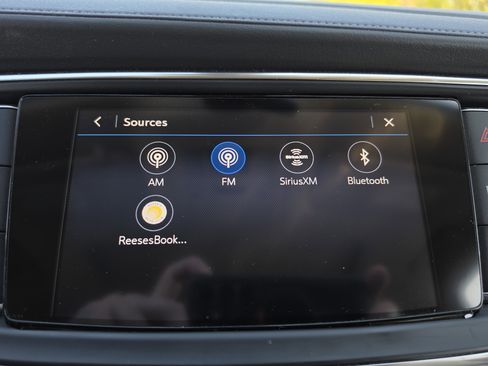 Used 2023 Buick Enclave Essence w/ Experience Buick Package AWD/4WD image 29