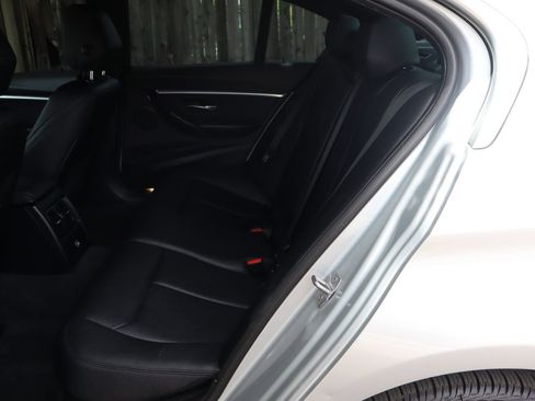 Used 2017 BMW 330i xDrive Sedan AWD/4WD image 20