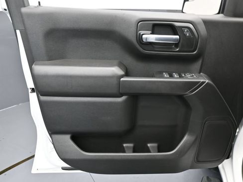 Used 2022 Chevrolet Silverado 1500 Custom RWD image 13