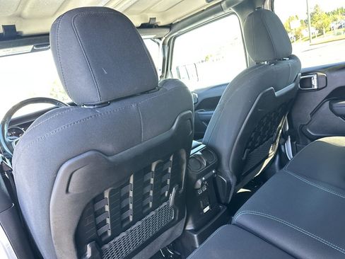 Used 2022 Jeep Wrangler Unlimited Rubicon 4xe w/ Cold Weather Group image 21