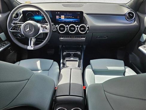 Used 2026 Mercedes-Benz GLA 250 image 16