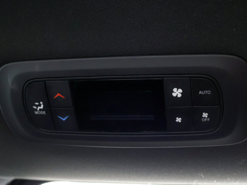 Used 2025 Chrysler Pacifica Select FWD image 53