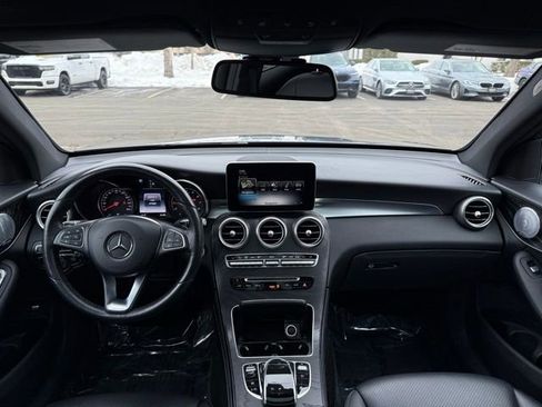 Used 2018 Mercedes-Benz GLC 300 4MATIC image 33