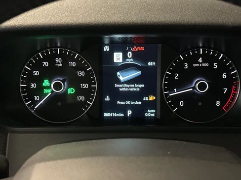 Used 2020 Land Rover Range Rover Velar S image 32