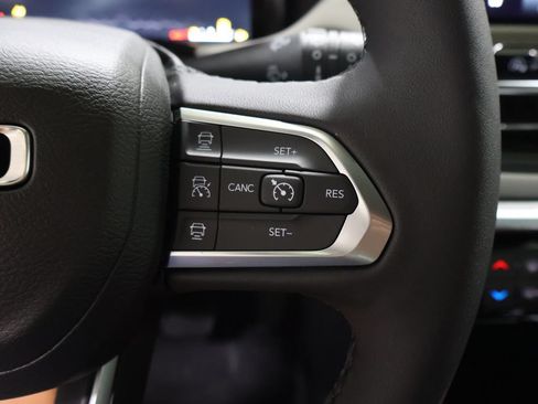 New 2026 Jeep Compass Limited AWD/4WD image 24