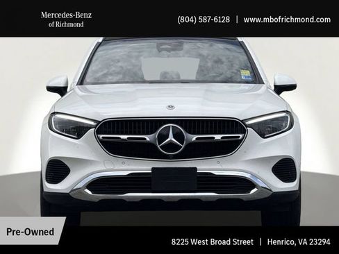 Used 2025 Mercedes-Benz GLC 300 4MATIC image 10
