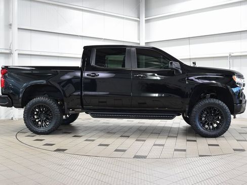 Used 2025 Chevrolet Silverado 1500 RST image 9