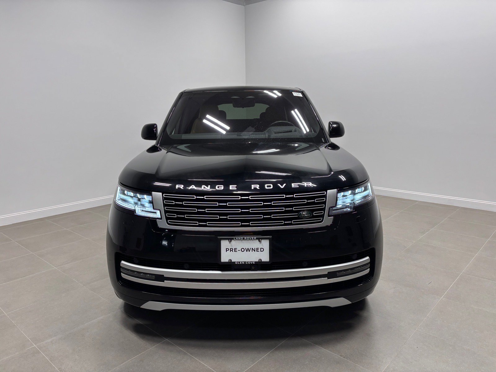 Used 2023 Land Rover Range Rover Long Wheelbase Autobiography AWD/4WD image 3