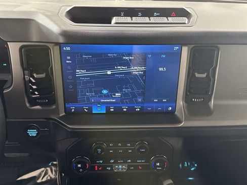 Used 2023 Ford Bronco Outer Banks image 7