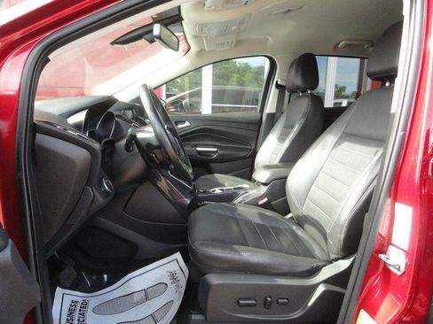 Used 2014 Ford Escape Titanium FWD image 8
