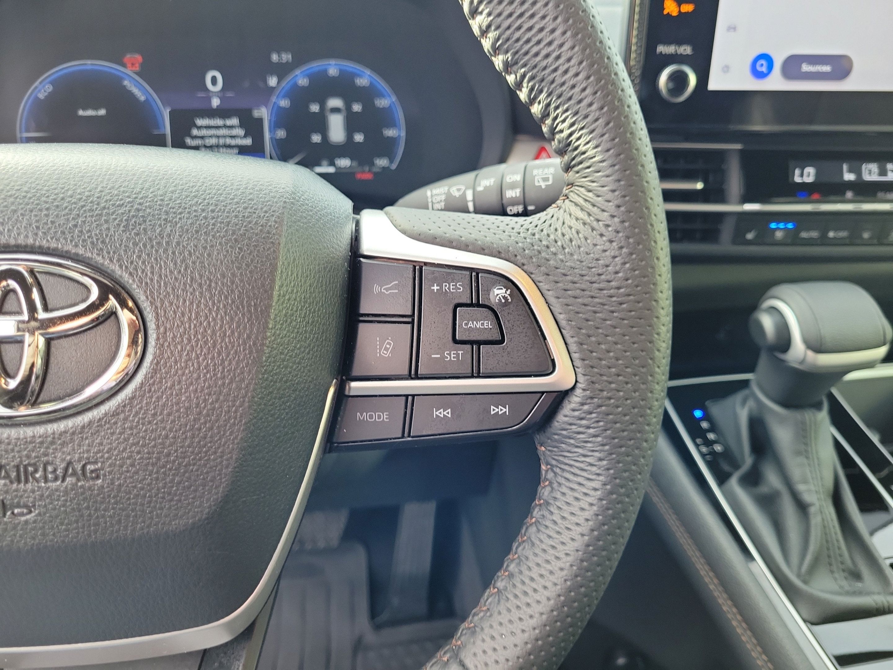 Certified 2026 Toyota Sienna Limited FWD image 47