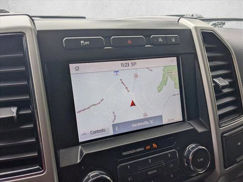 Used 2020 Ford F150 Lariat image 19