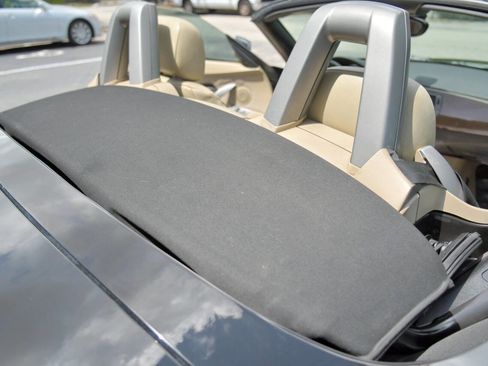 Used 2003 BMW Z4 2.5i image 19