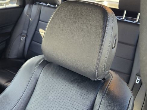 Used 2021 Mercedes-Benz GLE 350 4MATIC image 22