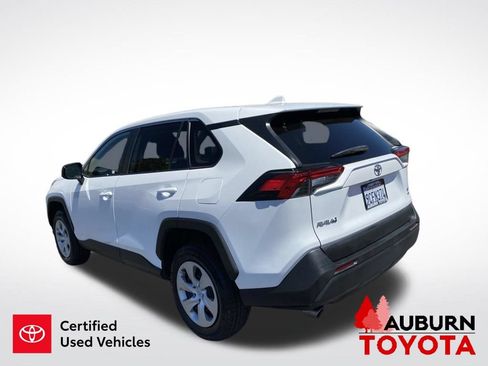 Certified 2022 Toyota RAV4 LE w/ Carpet Mat Package (TMS) AWD/4WD image 6